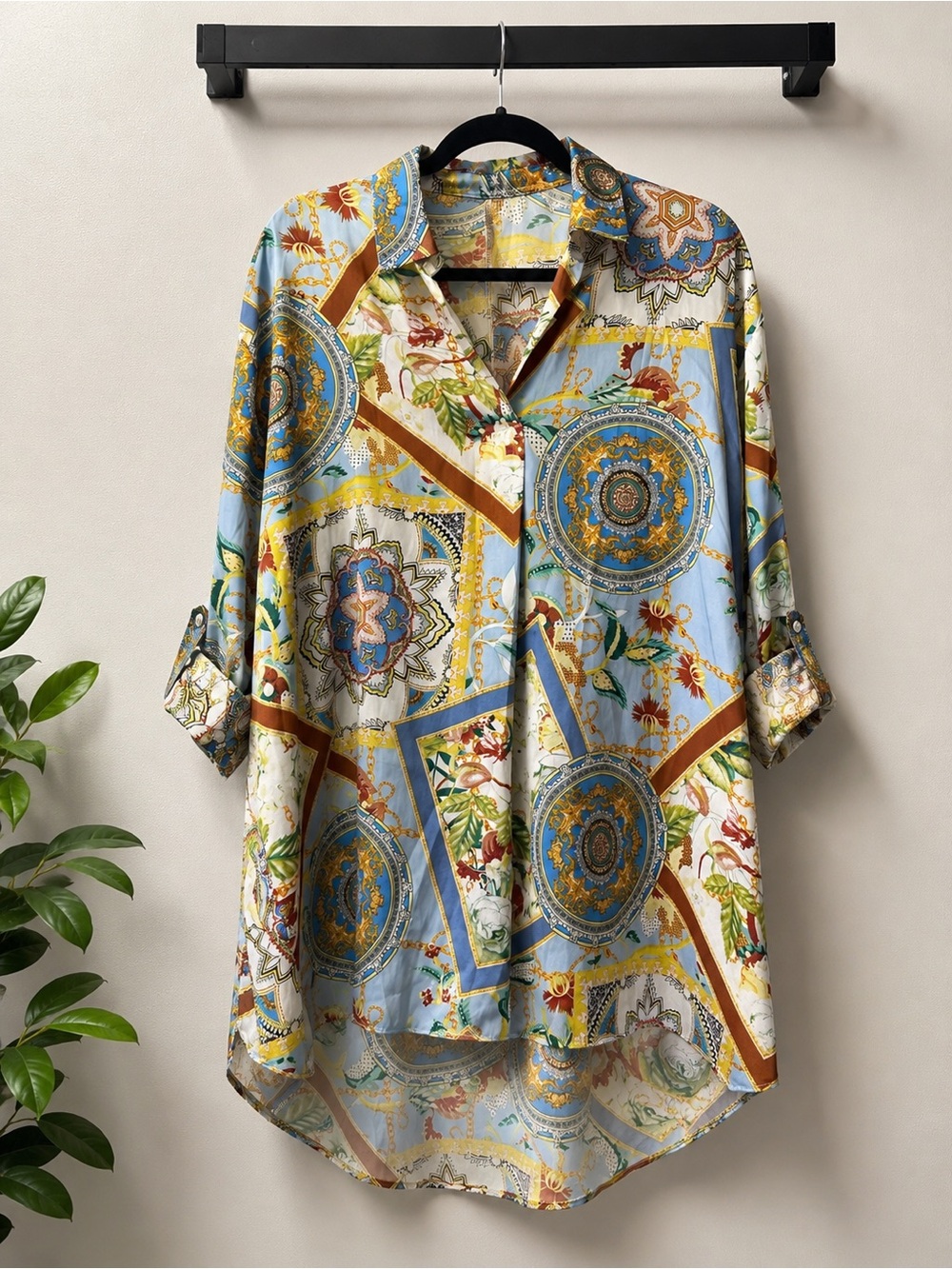 Longline Button-Up Shirt in Light Blue Medallion Print